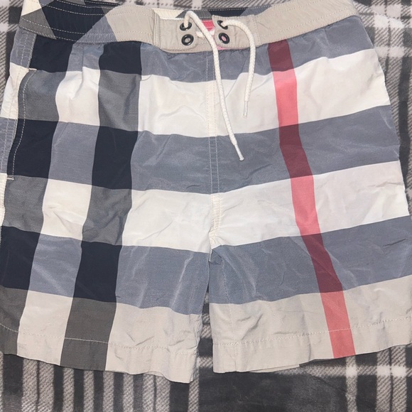 Boys Burberry swim trunks - Picture 1 of 2